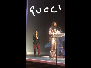 12/05/2016 | jared presents the british fashion award to alessandro michele