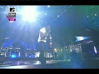 30 seconds to mars mtv ema s 2010 live performance of hurricane